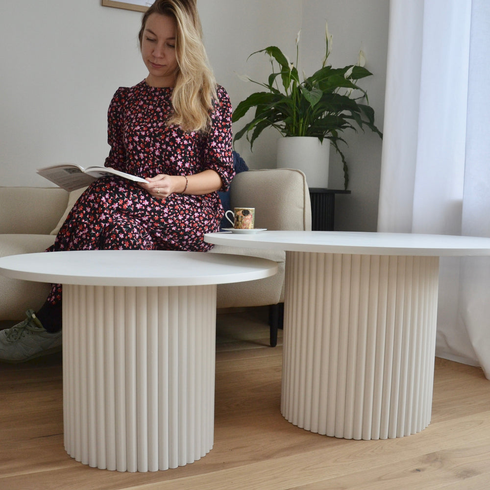 
                  
                    set of two round fluted coffee tables in plain white Ø 80 & Ø 60 cm
                  
                